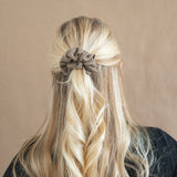 KOOSHOO plastic-free scrunchies in blush walnut. Light brown colored scrunchie in blonde half up half down hair style with soft curls #color_blush-walnut
